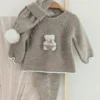 MAC Ilusion knit outfit