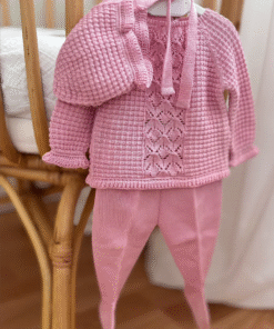 Set with pattern